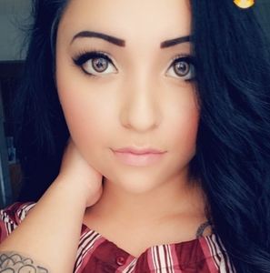 Meet your Posher, Mari